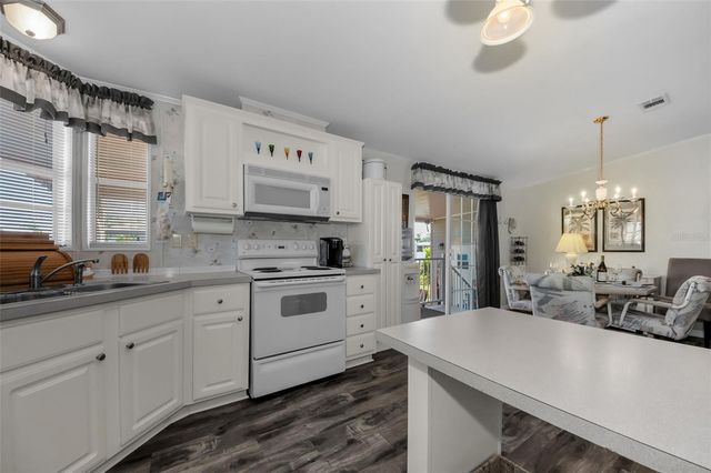 78 RACHEL DRIVE, Tarpon Springs, FL 34689