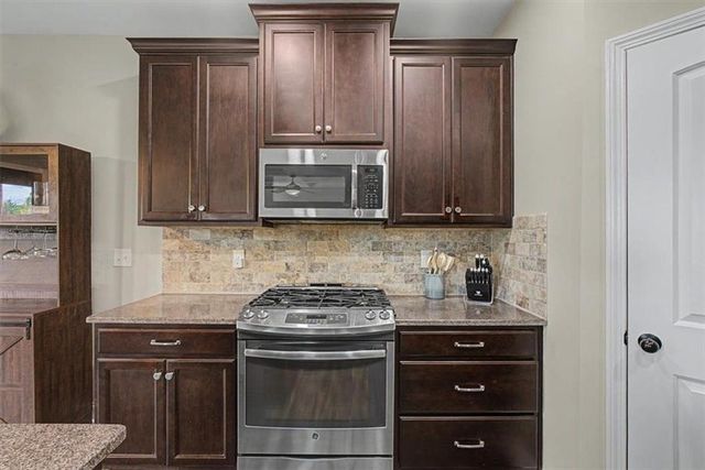120 Cobblestone Trail, Dallas, GA 30132