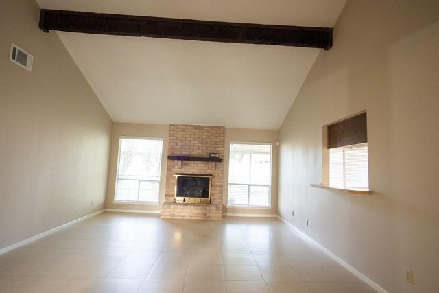 7310 Westbranch Drive, Houston, TX 77072