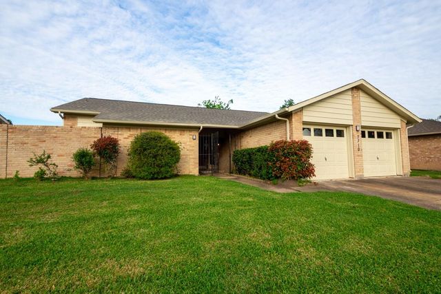 7310 Westbranch Drive, Houston, TX 77072