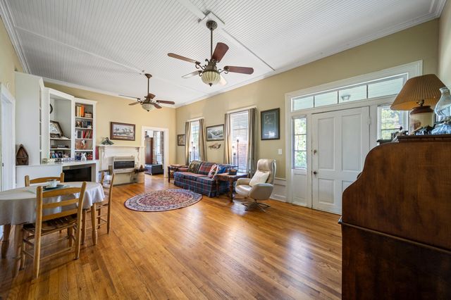 131 NW Pine Street, Salley, SC 29137