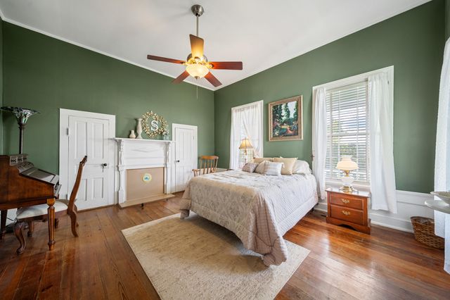 131 NW Pine Street, Salley, SC 29137