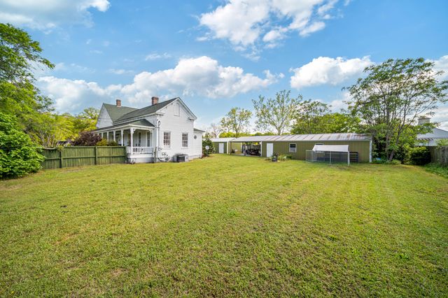 131 NW Pine Street, Salley, SC 29137
