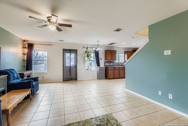 2331 Rosillos Peak, San Antonio, TX 78245