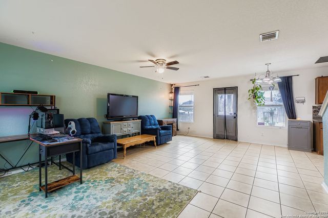 2331 Rosillos Peak, San Antonio, TX 78245