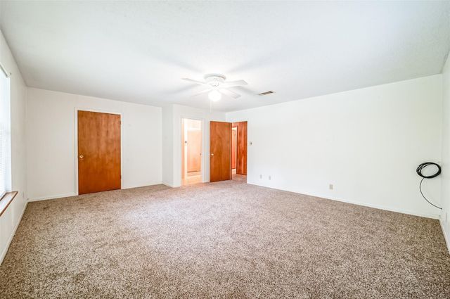 512 County Road 2550, Cleveland, TX 77327