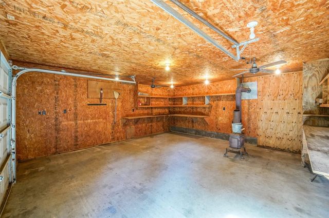 512 County Road 2550, Cleveland, TX 77327