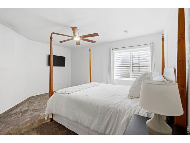 1744 Edgewater Pl, Longmont, CO 80504
