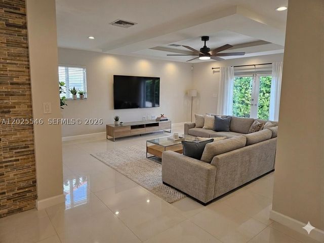 11312 SW 25th, Miami, FL 33165