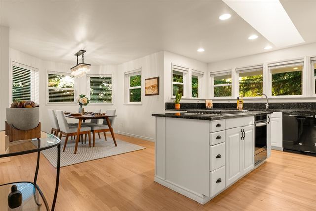 14025 SE 197th Place, Renton, WA 98058
