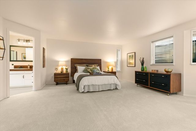 14025 SE 197th Place, Renton, WA 98058
