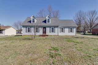 548 Brinkley Rd, Murfreesboro, TN 37128
