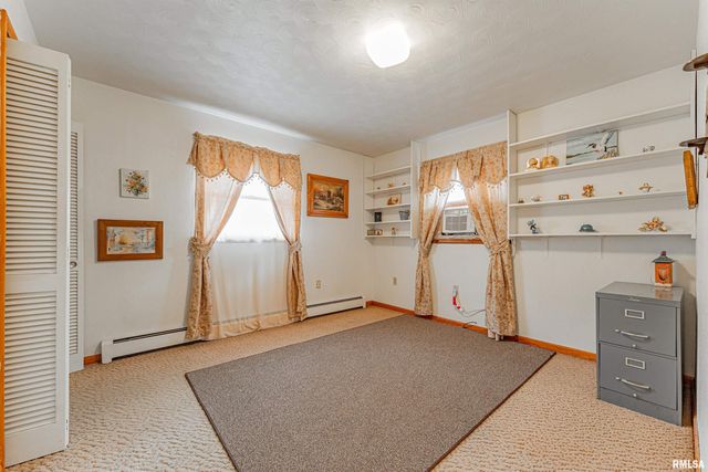 320 E JASPER Street, Mt Pulaski, IL 62548