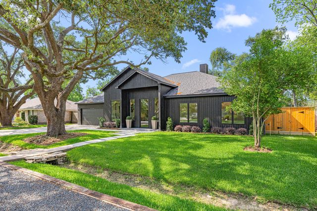 9142 Rangely Drive, Houston, TX 77055