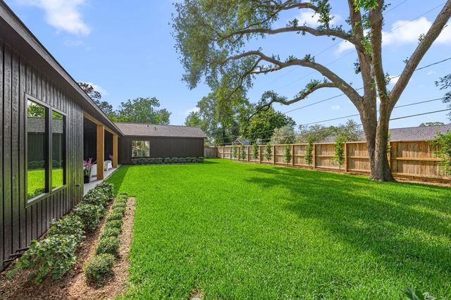 9142 Rangely Drive, Houston, TX 77055