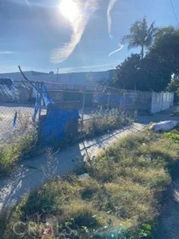 9200 Firth, Los Angeles, CA 90002