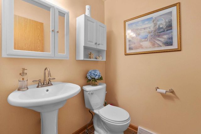 185 N Lexington Parkway, Deforest, WI 53532