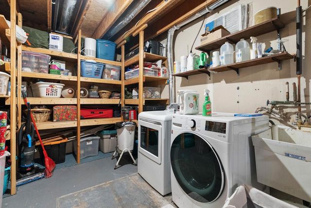 185 N Lexington Parkway, Deforest, WI 53532