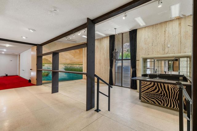 597 S La Mirada Road, Palm Springs, CA 92264