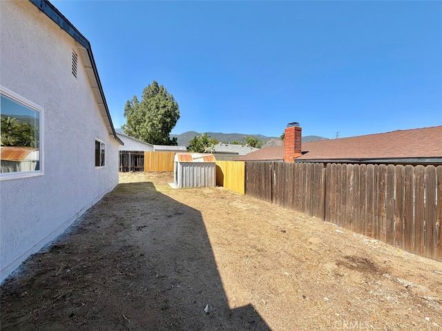 1334 Jeffrey Way, San Bernardino, CA 92407