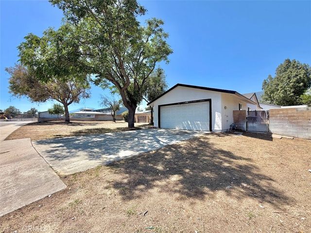 1334 Jeffrey Way, San Bernardino, CA 92407