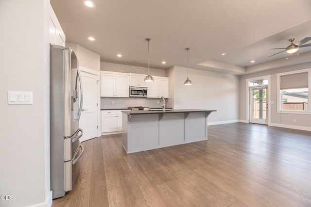 4270 SW 43rd Street, Redmond, OR 97756