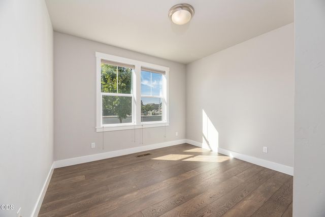 4270 SW 43rd Street, Redmond, OR 97756