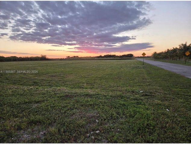 35250 SW 218th Avenue, Homestead, FL 33034