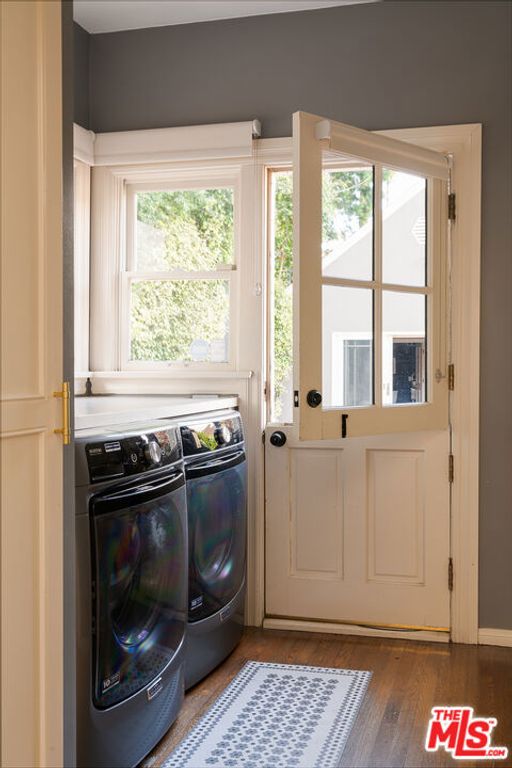 Image 15 of property listing at 101 N Arden Boulevard, Los Angeles, CA 90004