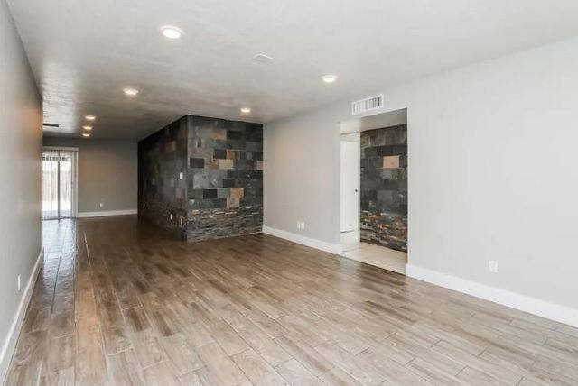 2320 E Holmes Avenue, Mesa, AZ 85204