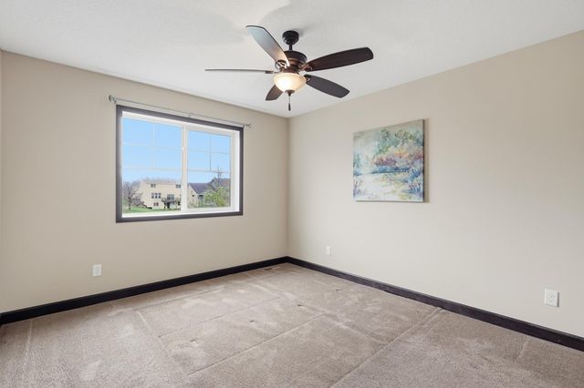 21340 Hytrail Circle, Lakeville, MN 55044