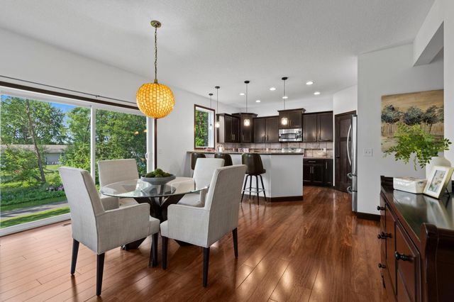 21340 Hytrail Circle, Lakeville, MN 55044