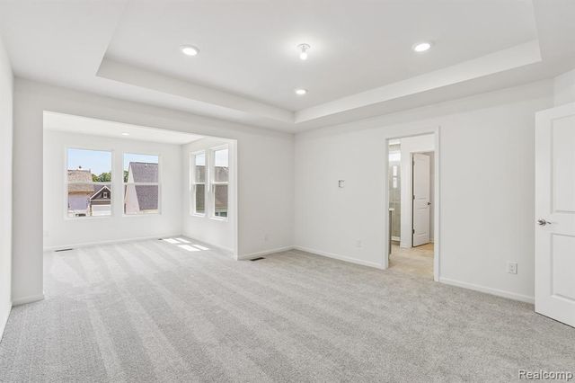 4048 Nottingham Circle, Clarkston, MI 48346
