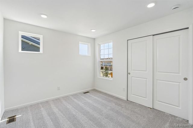 4048 Nottingham Circle, Clarkston, MI 48346