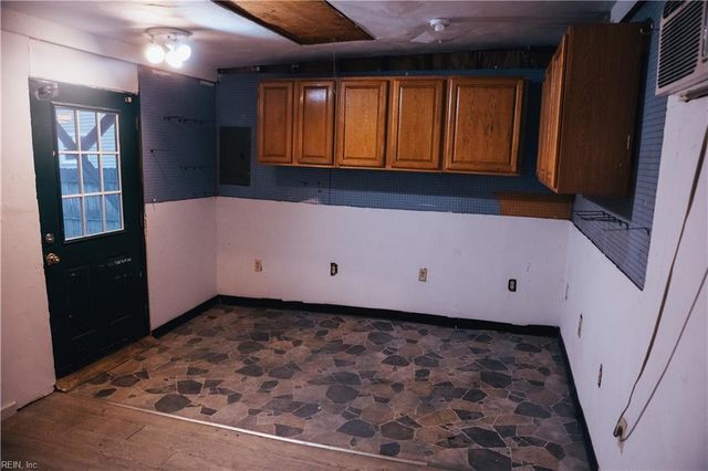 3325 Marne AVE, Norfolk, VA 23509