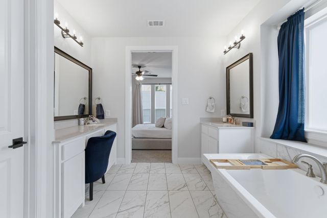 1536 Thebes Alley, Corinth, TX 76208