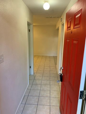 2708 S 1st ST 104, Austin, TX 78704