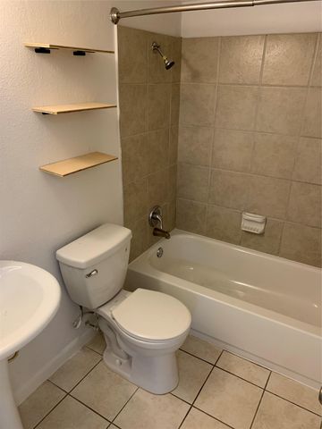 2708 S 1st ST 104, Austin, TX 78704