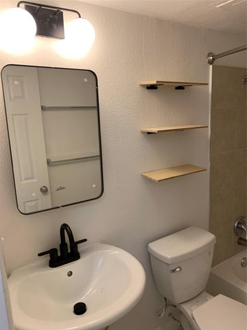 2708 S 1st ST 104, Austin, TX 78704