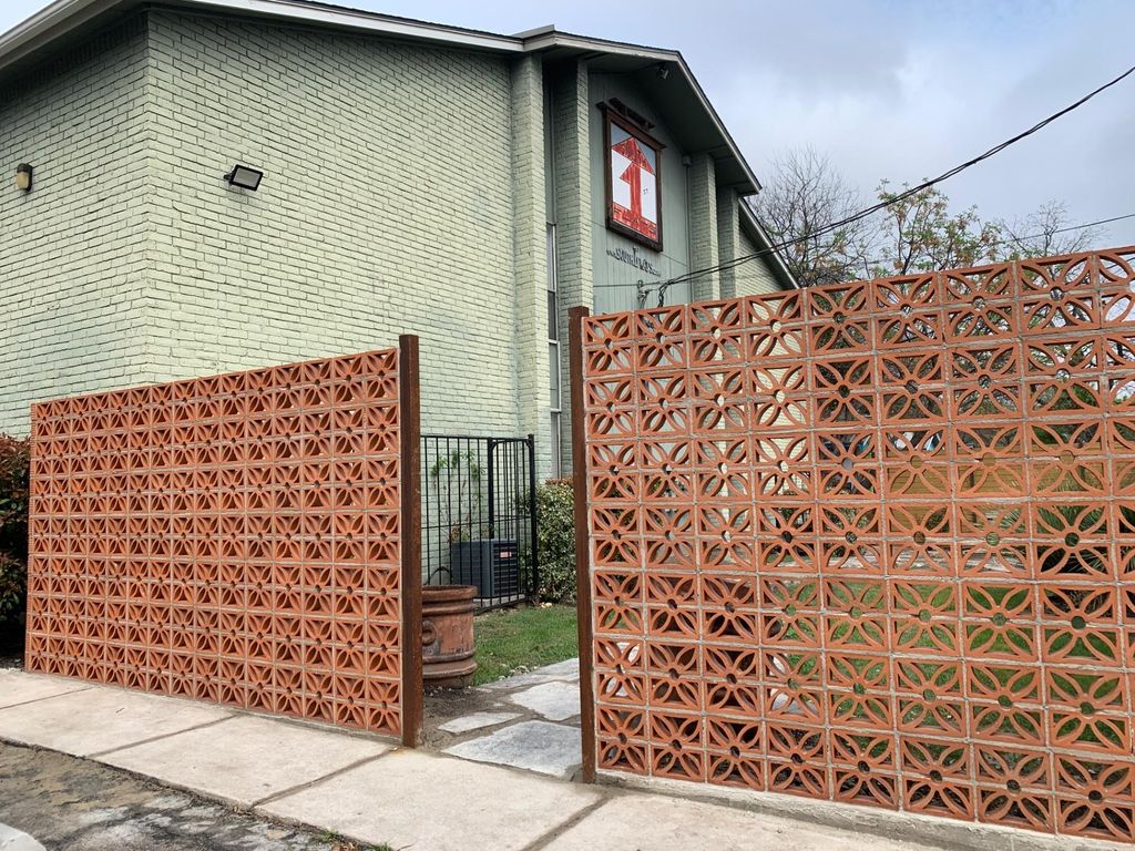 2708 S 1st ST 104, Austin, TX 78704