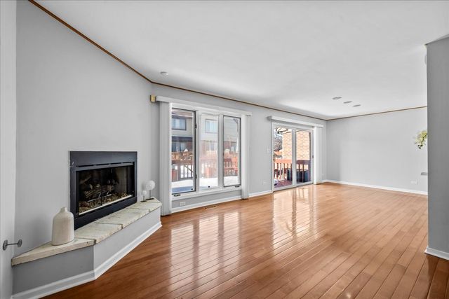 1709 KOEHLING Road, Northbrook, IL 60062