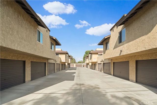 5422 McCulloch Avenue B, Temple City, CA 91780