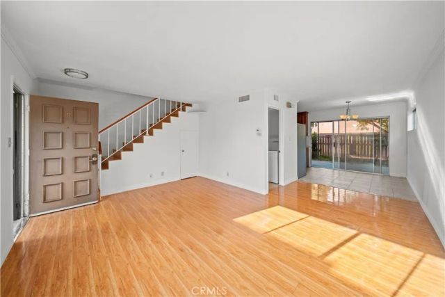 5422 McCulloch Avenue B, Temple City, CA 91780