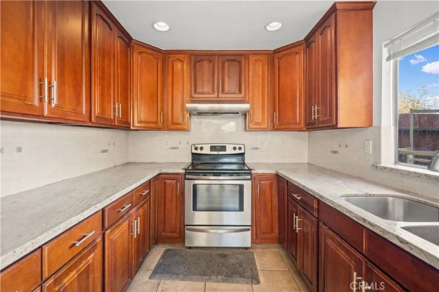 5422 McCulloch Avenue B, Temple City, CA 91780