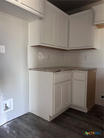 222 N Mary Jo Drive, Harker Heights, TX 76548