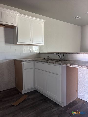 222 N Mary Jo Drive, Harker Heights, TX 76548
