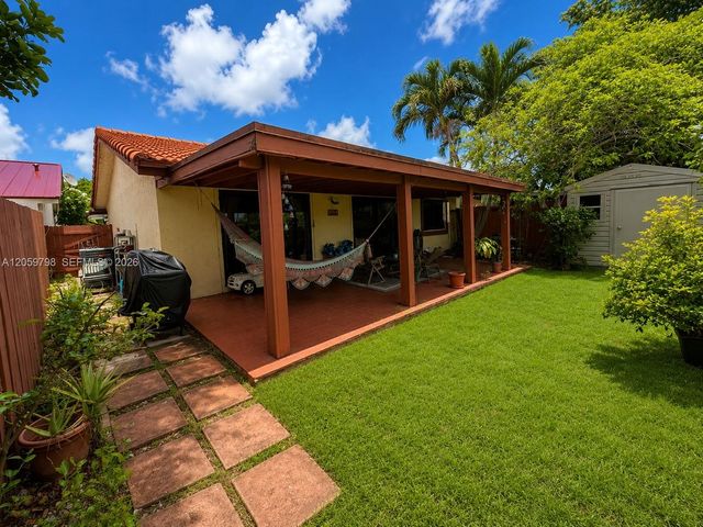 1000 SW 136th Pl, Miami, FL 33184