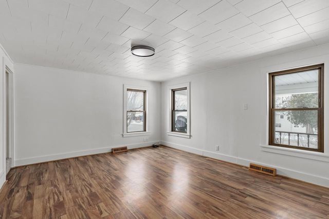 1104 W Fulton Street, Edgerton, WI 53534