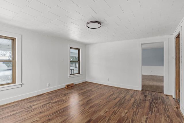 1104 W Fulton Street, Edgerton, WI 53534