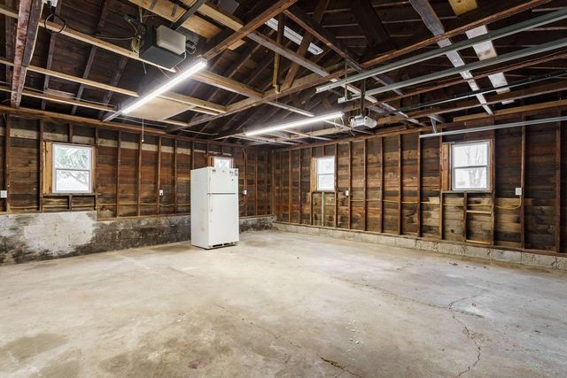 1104 W Fulton Street, Edgerton, WI 53534